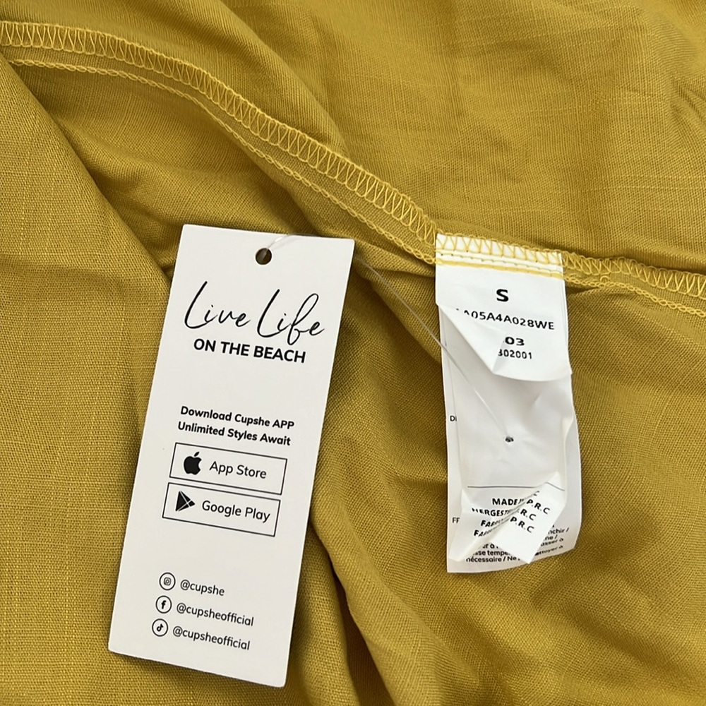 NWT CUPSHE Women's Front Twist & Keyhole
Maxi Beach Dress Size Small - Picture 6 of 6